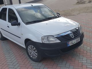 Dacia Logan foto 2