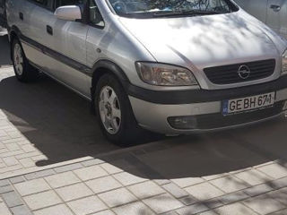 Opel Zafira foto 4