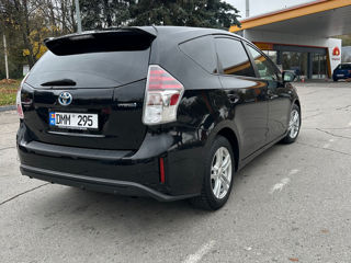 Toyota Prius + foto 2