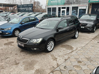 Skoda Superb foto 3