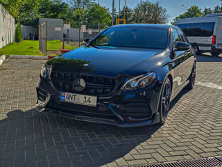 Mercedes E-Class foto 8