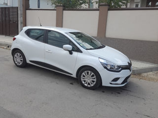 Renault Clio foto 2