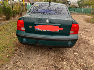 Volkswagen Passat foto 3