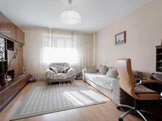 Apartament cu 2 camere, 60 m², Botanica, Chișinău foto 4