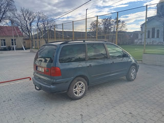 Volkswagen Sharan foto 5