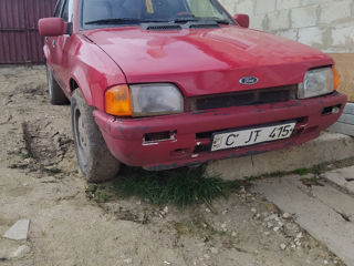 Ford Escort foto 4