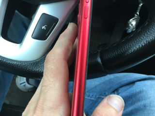 iPhone 11 Red foto 4