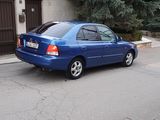 Hyundai Accent foto 3