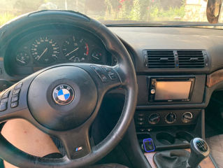 BMW 5 Series foto 7