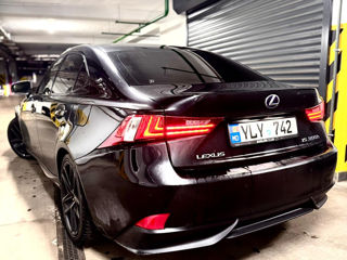 Lexus IS Series, 2013