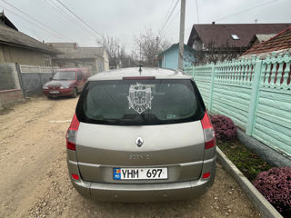 Renault Scenic foto 2