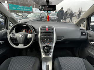 Toyota Auris foto 9