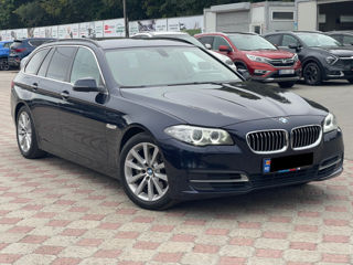 BMW 5 Series foto 5