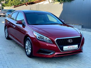 Hyundai Sonata foto 2