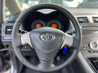 Toyota Auris foto 12