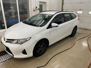 Toyota Auris foto 4