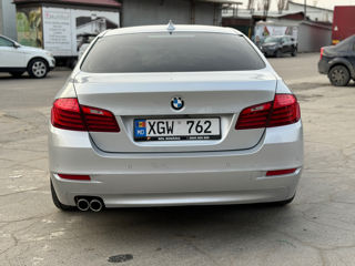 BMW 5 Series foto 6