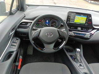 Toyota C-HR foto 7