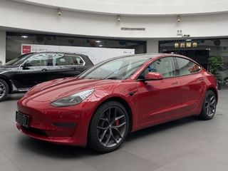 Tesla Model 3 foto 1