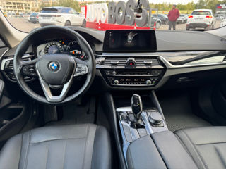 BMW 5 Series foto 8