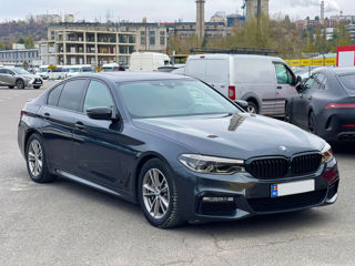 BMW 5 Series foto 4