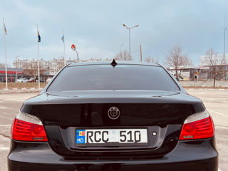 BMW 5 Series foto 6