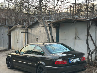 BMW 3 Series Coupe foto 3