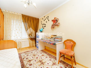 Apartament cu 4 camere, 96 m², Ciocana, Chișinău foto 3