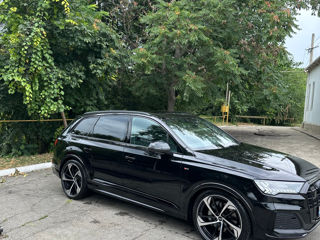 Audi Q7 foto 8