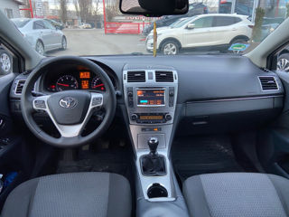 Toyota Avensis foto 14