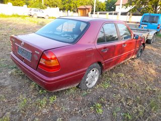 Piese mercedes W202 C220 diesel, c180 benzin foto 3