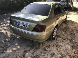 Honda accord 1.8 foto 9