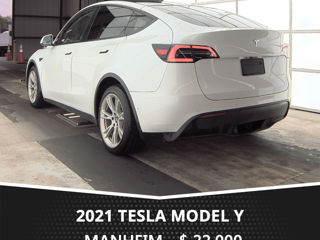 Tesla Model Y foto 5