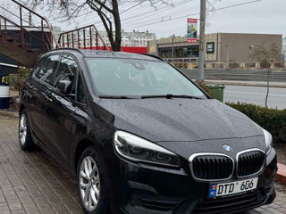 BMW 2 Series Active Tourer foto 2