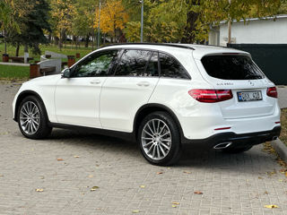 Mercedes GLC foto 4