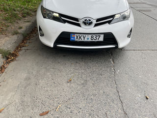 Toyota Auris foto 2