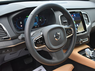 Volvo XC90 foto 10