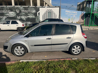 Renault Scenic foto 2