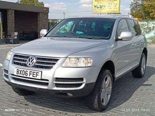 Volkswagen Touareg foto 3