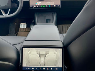 Tesla Model 3 foto 7