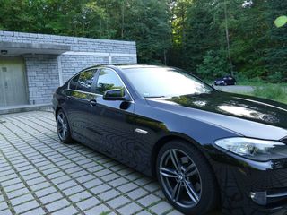 BMW 5 Series foto 6