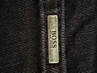 Blugi Hugo Boss foto 1