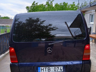 Mercedes V-Class foto 2
