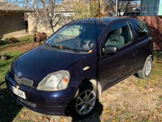 Toyota Yaris foto 2