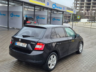 Skoda Fabia foto 2