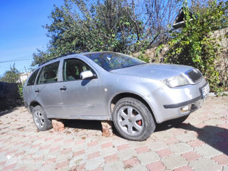 Skoda Fabia foto 2