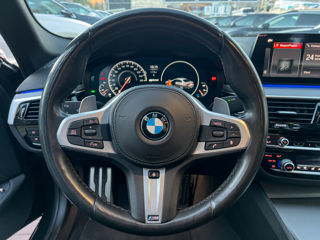 BMW 5 Series foto 9