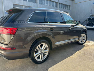 Audi Q7 foto 4