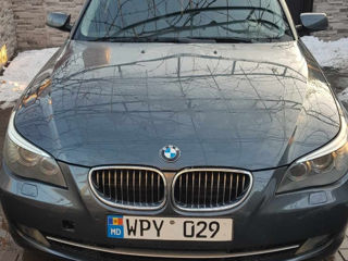 BMW 5 Series foto 2