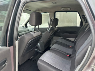 Renault Grand Scenic foto 6